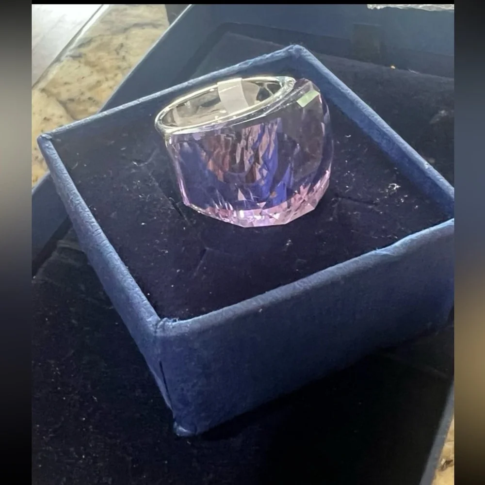 Swarovski crystal lavender size 7 ring with steel nirvana SSLS7